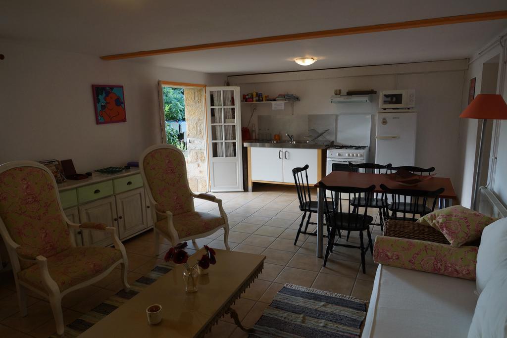 Chambres D'Hotes Le Verger Prayssac Exteriér fotografie